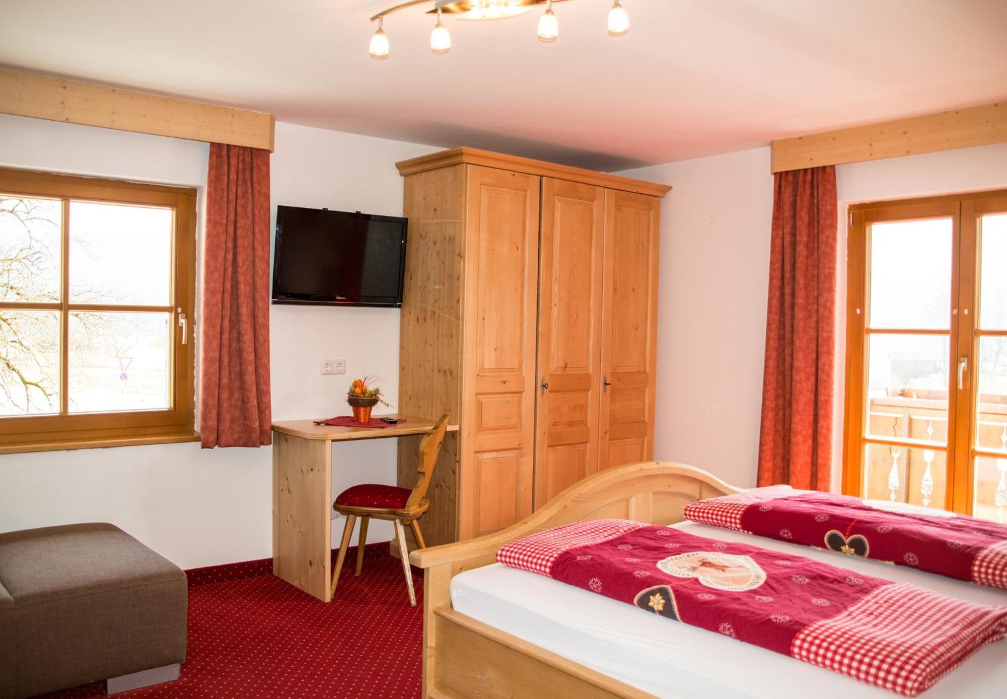 Pension Carina Füssen Zimmer foto